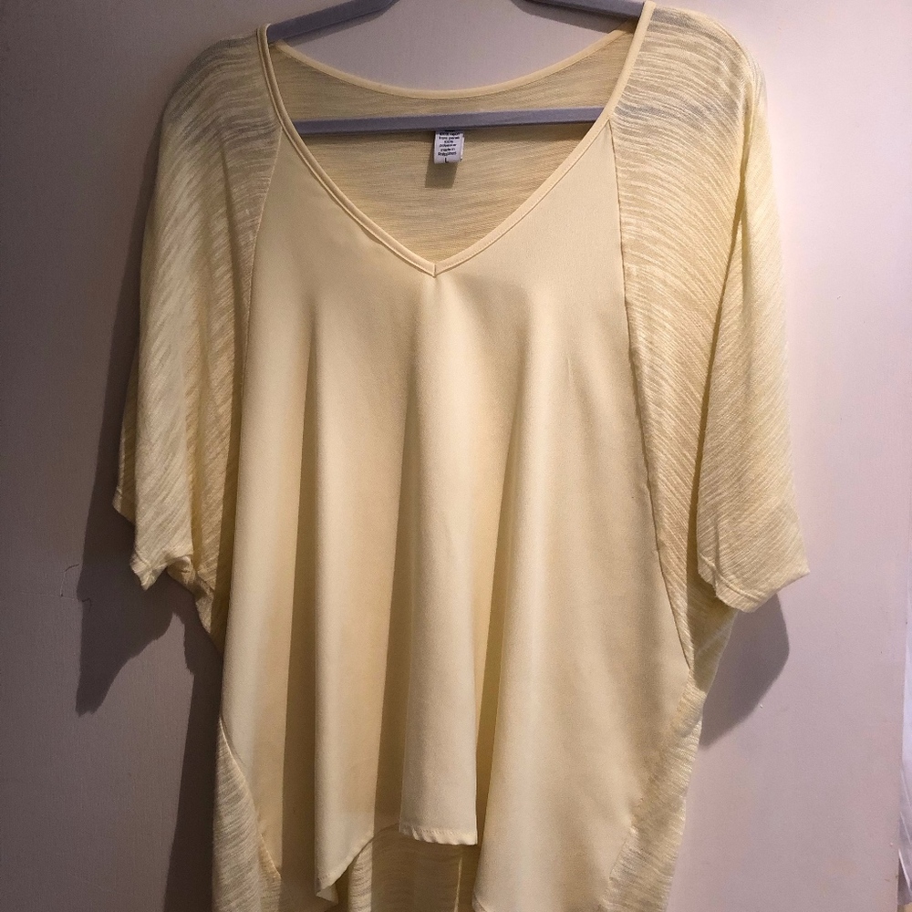Bar III yellow top